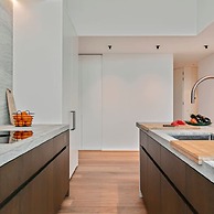 Majestic new Penthouse With 2 Parkings