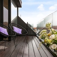 Majestic new Penthouse With 2 Parkings