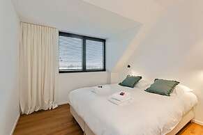 Majestic new Penthouse With 2 Parkings