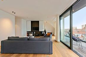 Majestic new Penthouse With 2 Parkings