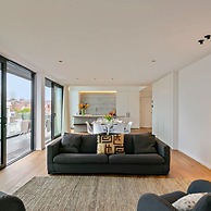 Majestic new Penthouse With 2 Parkings