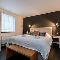 Huswell - Fabulous House for 8 People With Sunny Garden