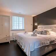 Huswell - Fabulous House for 8 People With Sunny Garden