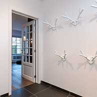 Huswell - Fabulous House for 8 People With Sunny Garden