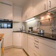 Comfortable 2 Bedroom Apartment With Sea-view