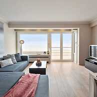 Stunning Modern Sea-view Apartment in Duinbergen