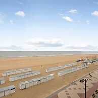 Stunning Modern Sea-view Apartment in Duinbergen