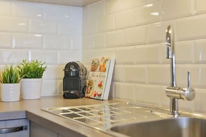 Beautiful Studio With Stunning Seaview and Terrace