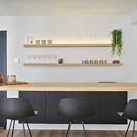 Stunning Modern Apartment With Large Terrace