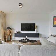 Stunning Modern Apartment With Large Terrace