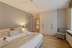 Apartment With Parking at 100 Meters From Beach