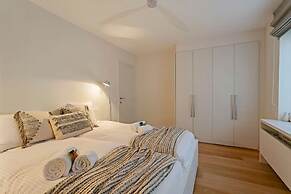 Apartment With Parking at 100 Meters From Beach