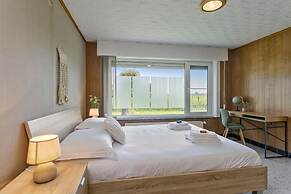 Bungalow With Garden at 5 Minutes From the Beach