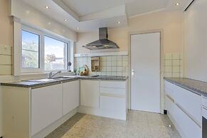 Bungalow With Garden at 5 Minutes From the Beach