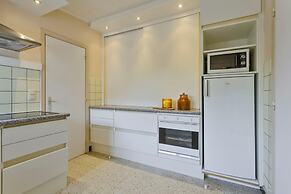 Bungalow With Garden at 5 Minutes From the Beach