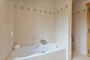 Family House With a Beautiful View in Damme