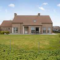 Family House With a Beautiful View in Damme