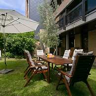 Modernist Design House With Garden Near the Beach