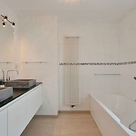 Mimi s House - Authentic Family Home by the Beach