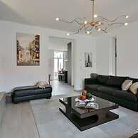 Mimi s House - Authentic Family Home by the Beach