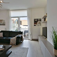 Mimi s House - Authentic Family Home by the Beach