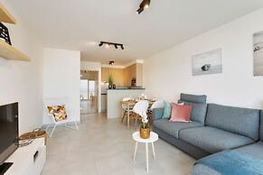 Cosy Apartment With Amazing Beach View