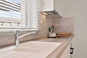 Spacious Bungalow With Garden Near the Beach sea