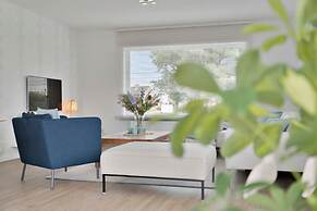 Spacious Bungalow With Garden Near the Beach sea