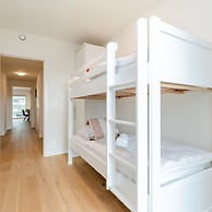 Lovely Apartment With Terrace and sea View