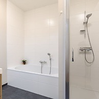 Lovely Apartment With Terrace and sea View