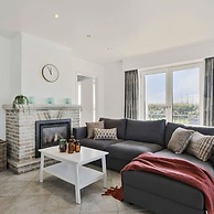 Charming Apartment Near the Beach