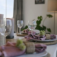 Charming Apartment Near the Beach