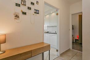 Charming Apartment Near the Beach