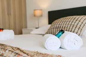 Charming Apartment Near the Beach