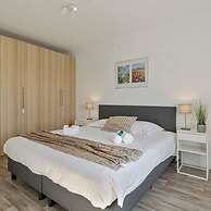 Charming Apartment Near the Beach