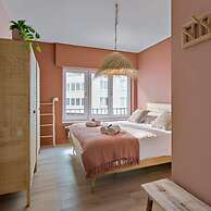 Stylishly Refurbished Apartment With sea View