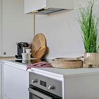 Stylishly Refurbished Apartment With sea View