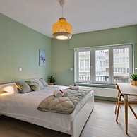 Stylishly Refurbished Apartment With sea View