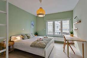 Stylishly Refurbished Apartment With sea View