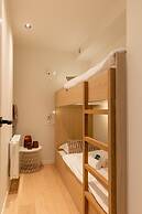 Stunning Apartment on top Location With Parking