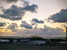 Stylish Apartment With big Terrace and Great View