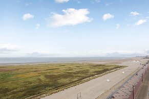 Lovely Apartment With Stunning Sea-view