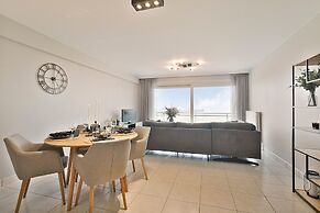 Lovely Apartment With Stunning Sea-view