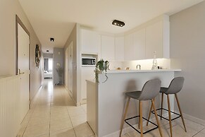 Lovely Apartment With Stunning Sea-view