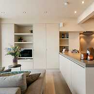 Unique Apartment With Sea-view Near the Center