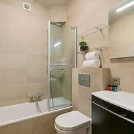 Unique Apartment With Sea-view Near the Center