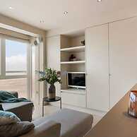 Unique Apartment With Sea-view Near the Center