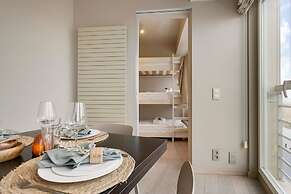 Unique Apartment With Sea-view Near the Center