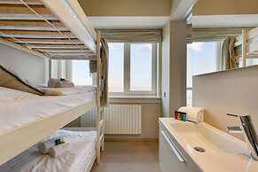 Unique Apartment With Sea-view Near the Center