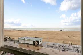 Unique Apartment With Sea-view Near the Center